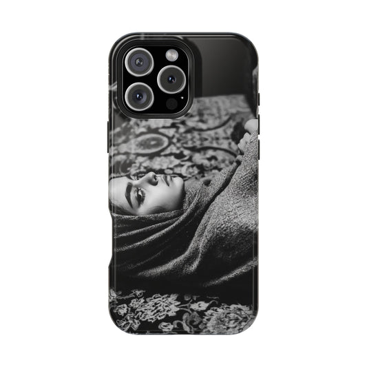 Artistic Magnetic Tough Case - Elegant Black & White Design